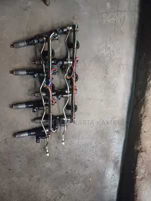Mitsumbishi 4hk1 Nozzles