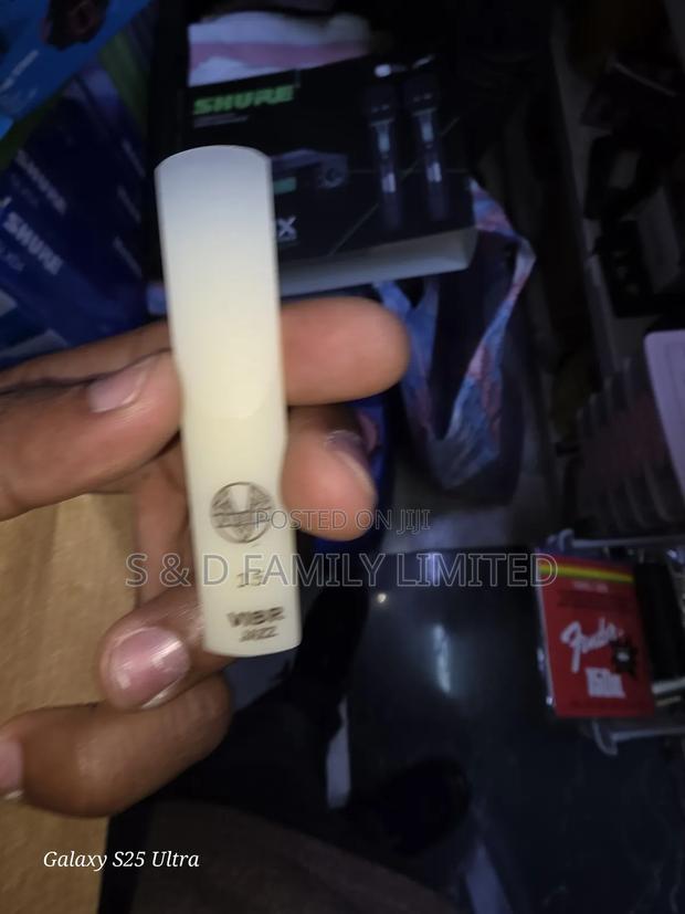 Synthetic Alto Saxophone Reed - main view