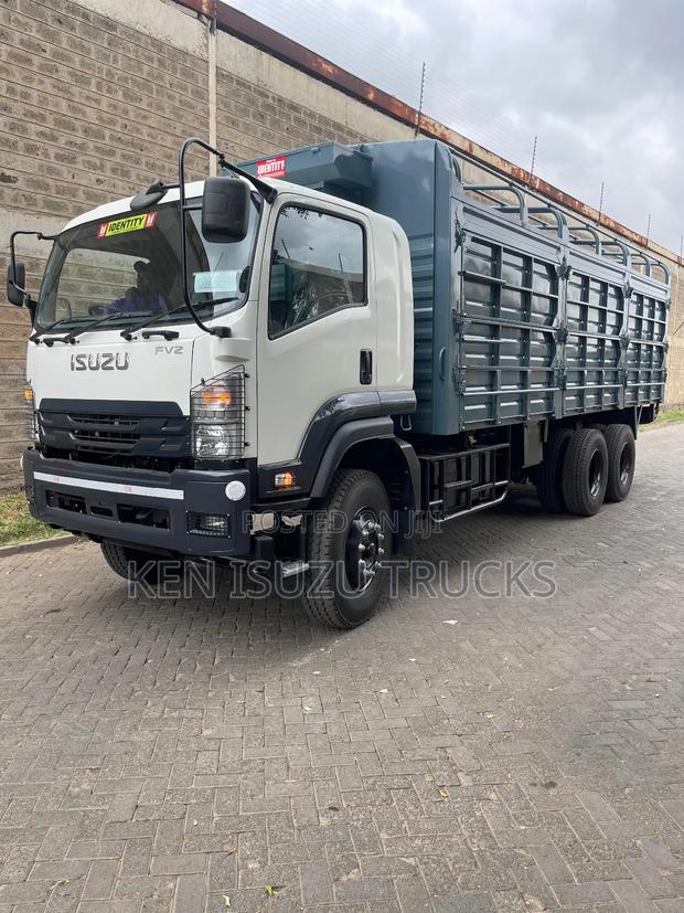New Isuzu FVZ Truck 10 Wheeler