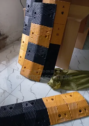 Strong Rubber Speed Bumps – Heavy Duty Design