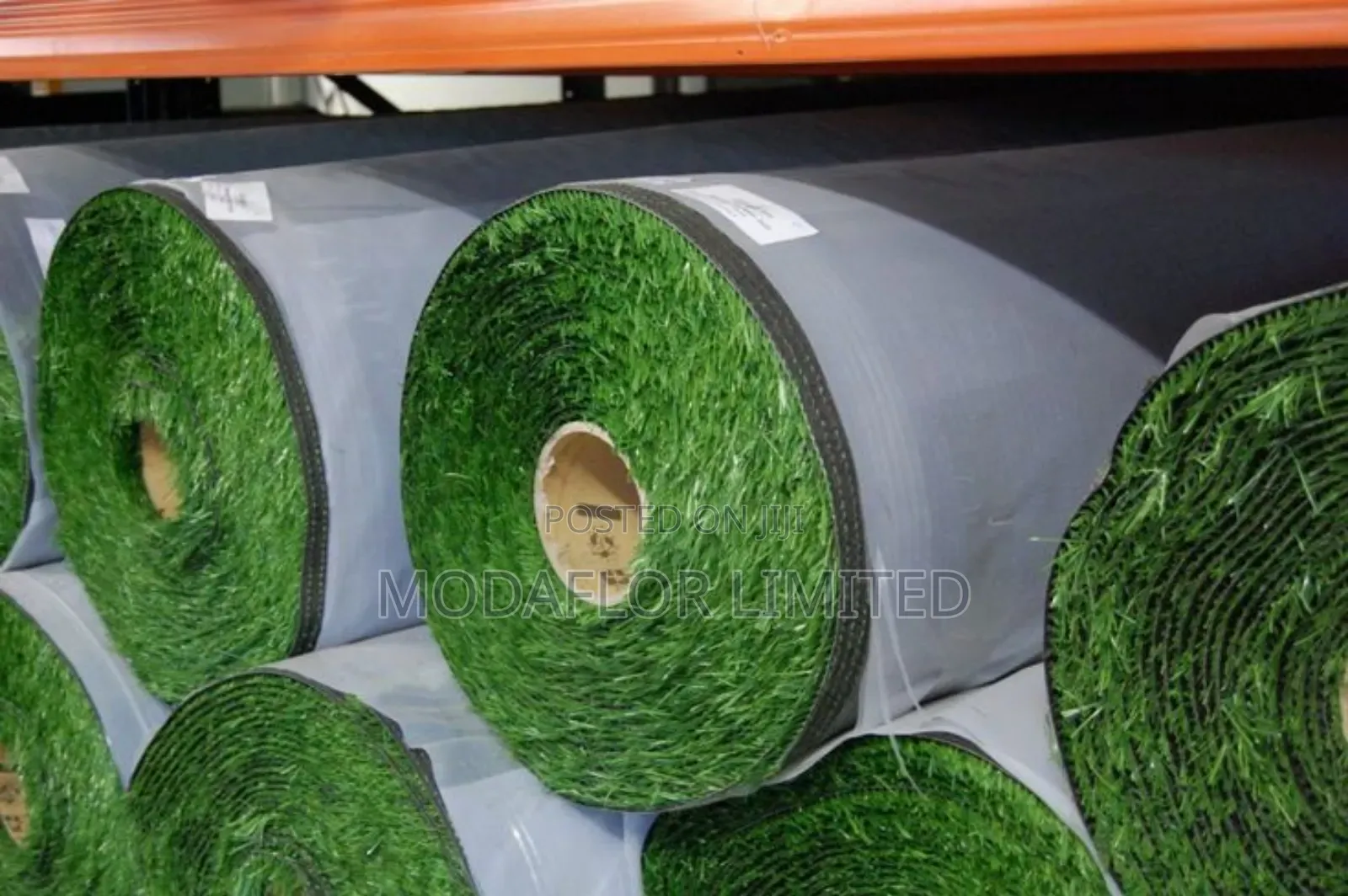 Grass Carpet for Restaurants and Cafes – Elegant Natural Look