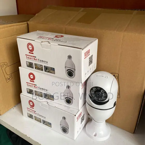 PTZ Control Hd 720p Video Quality V380 Pro E27 PTZ Cam in E27 Socket