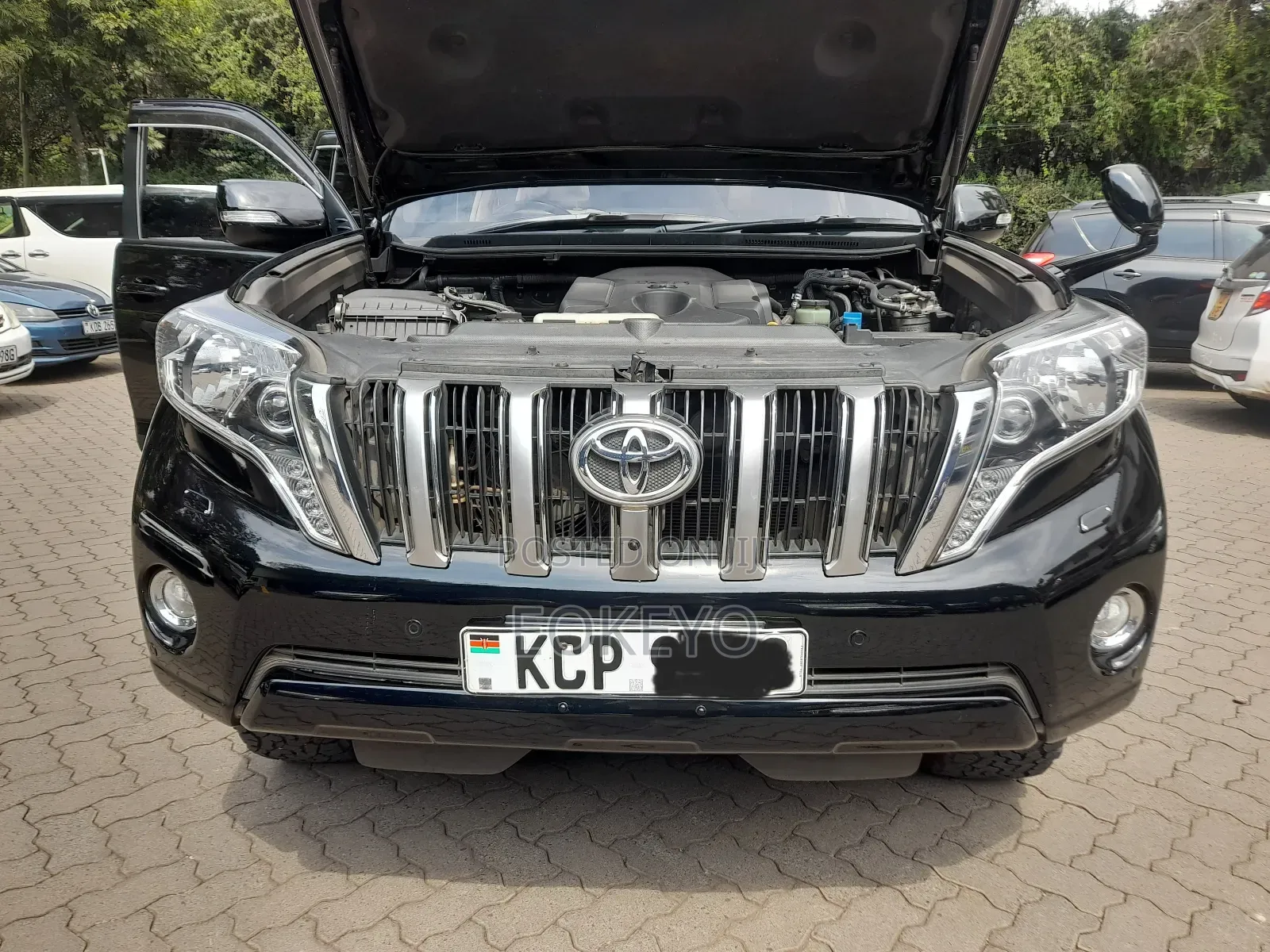Toyota Land Cruiser Prado 2.8 D-4D 2016 Black