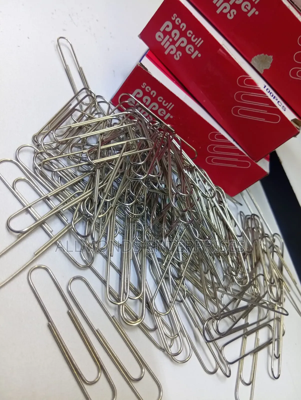 A Packet of 500mm Metal Paper Clips-100 Clips
