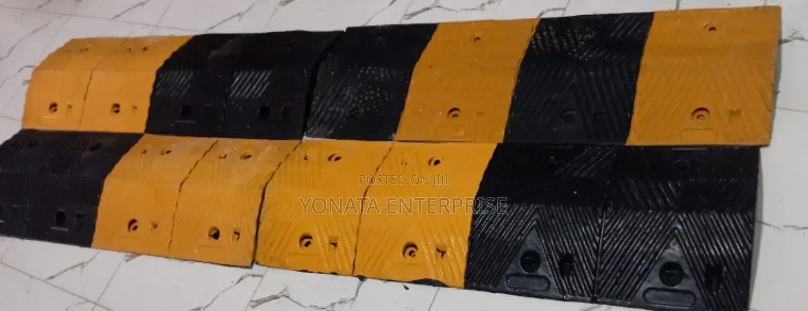 Interlocking Rubber Speed Bumps