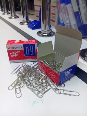 A Packet of 28mm Paper Clips- 100 Pieces Metal Clips