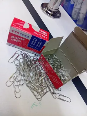 A Packet of 28mm Paper Clips- 100 Pieces Metal Clips