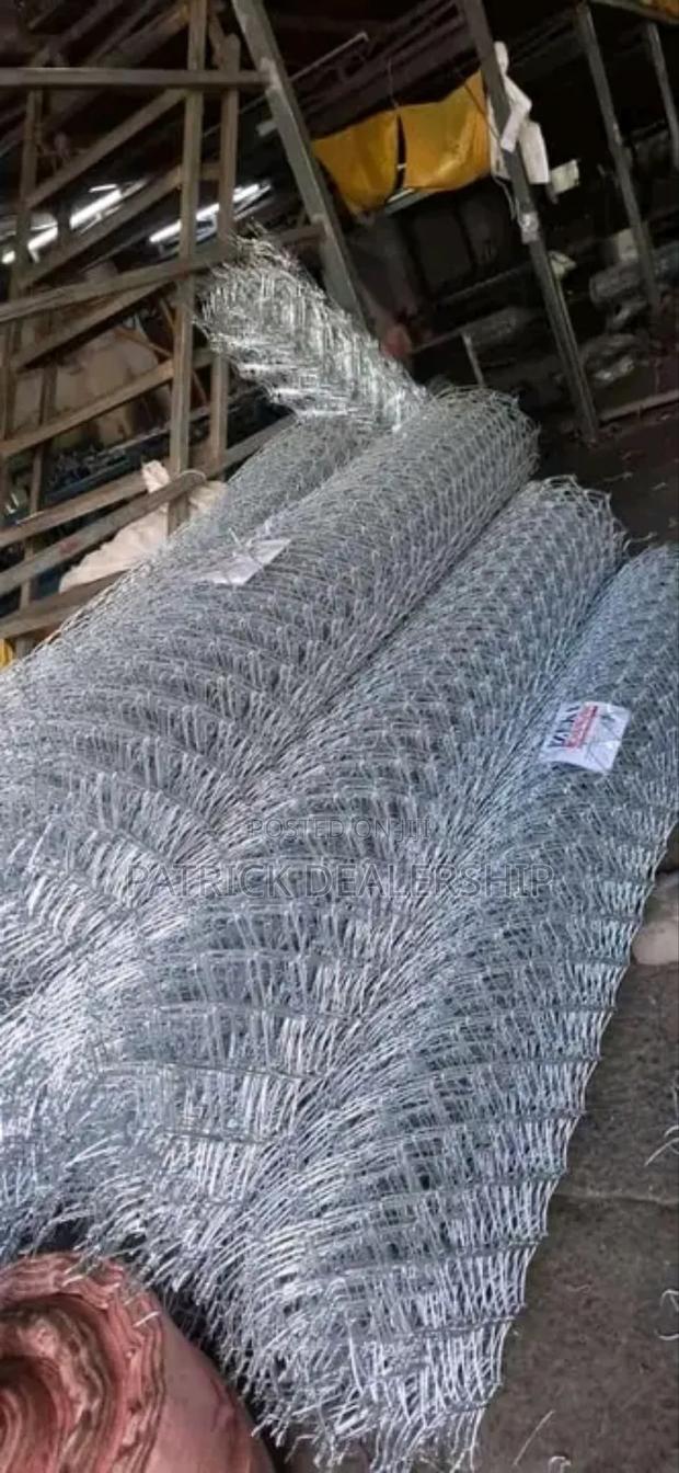 Galvanized Wire/Chain Link - main view