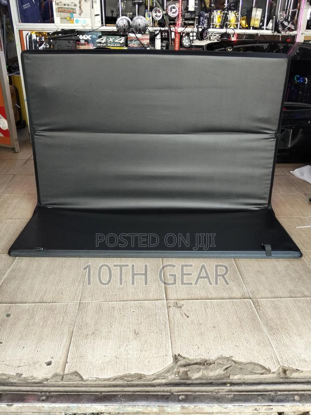 Ford Ranger Folding Tonneau Cover