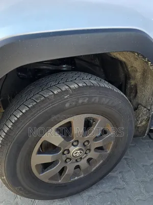 New Toyota Land Cruiser Prado 2024 Off white
