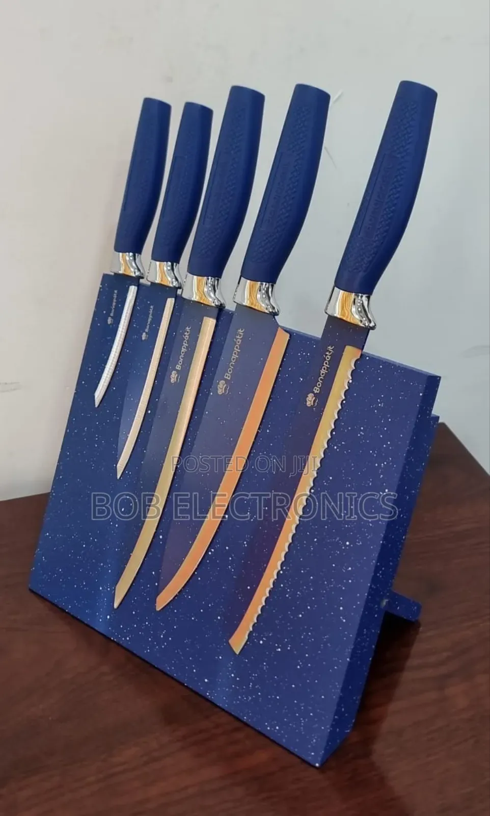 6pcs Knife Set With A Magnetic Holder
