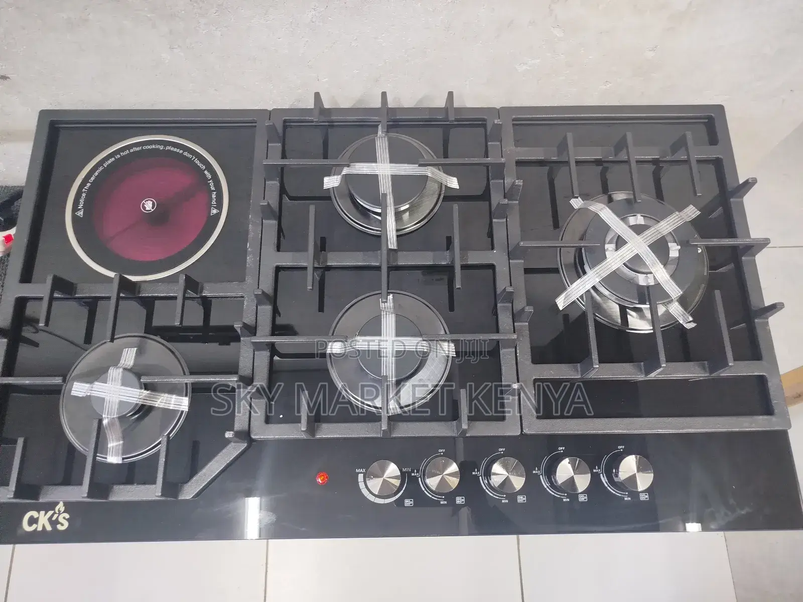 Ck's Inbuilt Hob 90cm 4 Gas 1 Ceramic