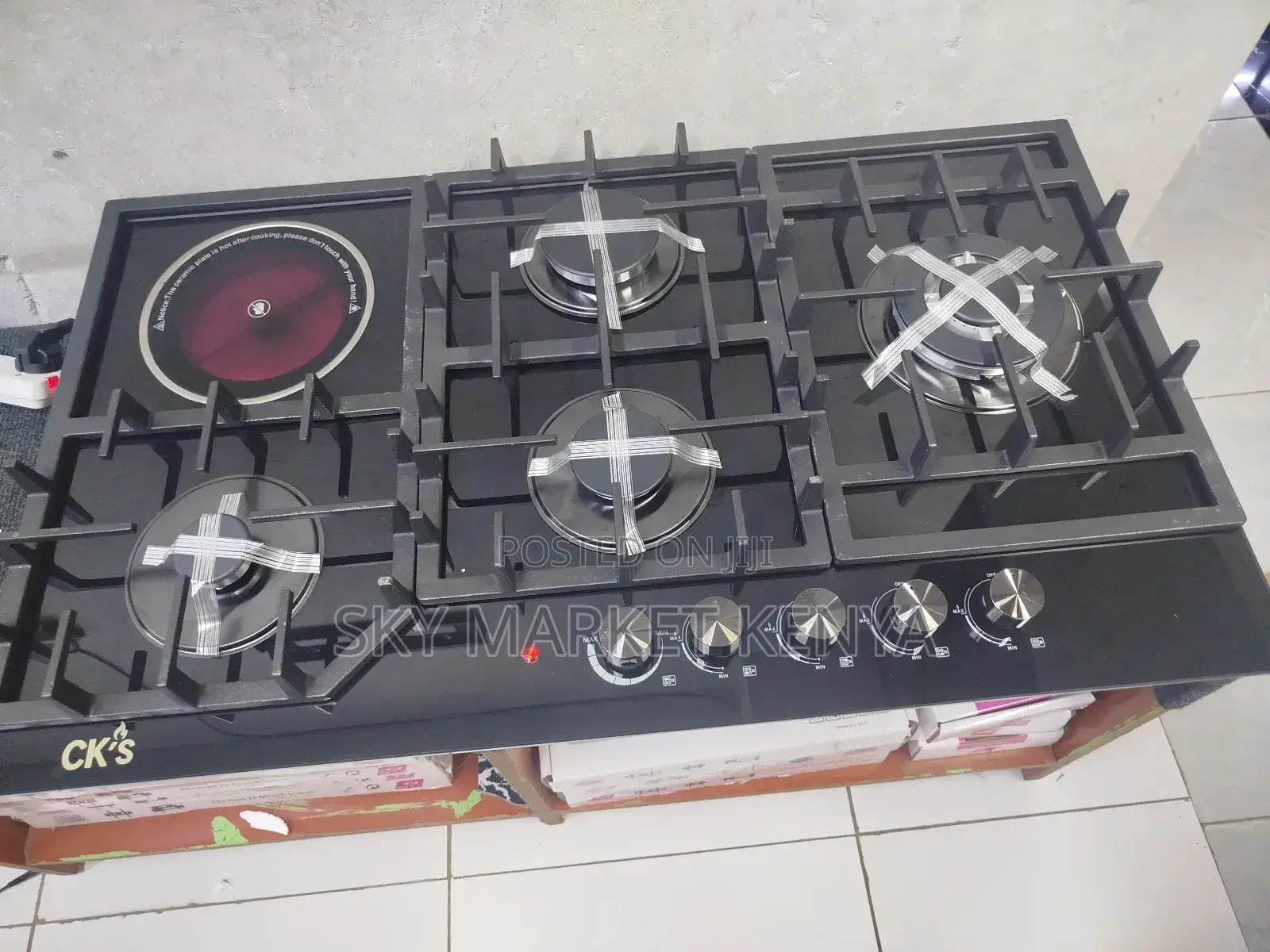 Ck's Inbuilt Hob 90cm 4 Gas 1 Ceramic