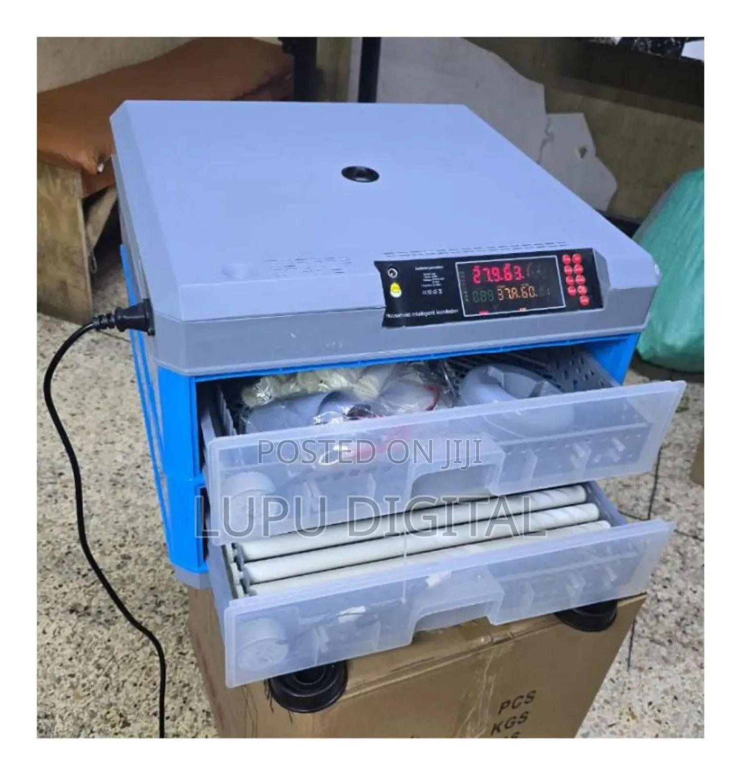 64 Eggs Automatic Incubator