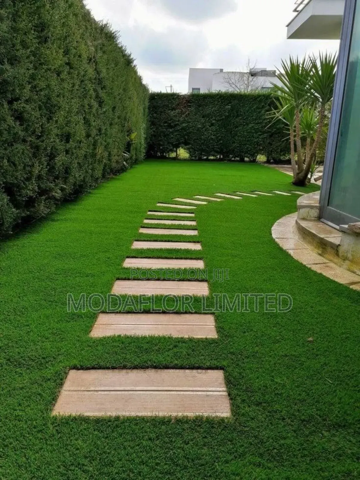 Artificial Grass Carpet for Stylish Home Interiors