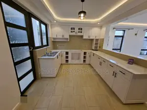 4bdrm Townhouse/Terrace in Kitengela for sale
