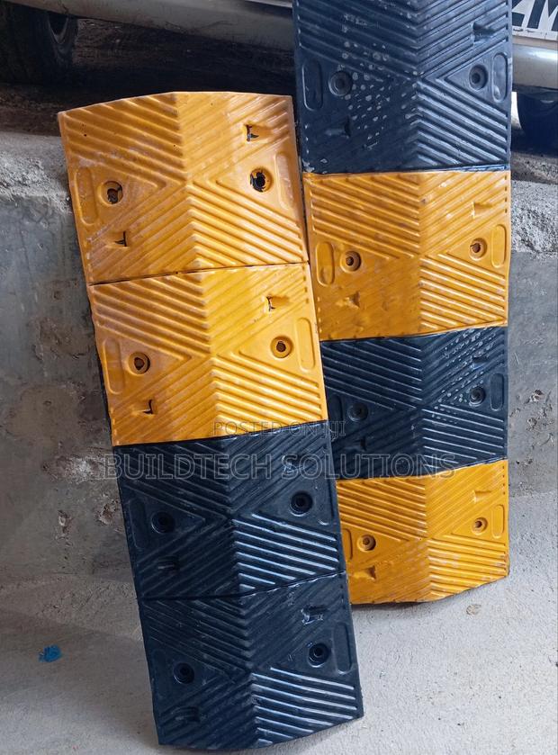 Traffic Control Rubber Speed Bumps