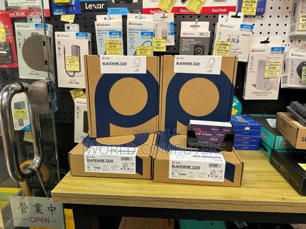 Poly Blackwire 3220 Stereo Headset With Noise Cancelling Mic - main view