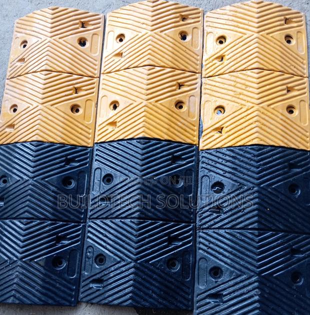 Weather - Resistant Rubber Speed Bumps - main view