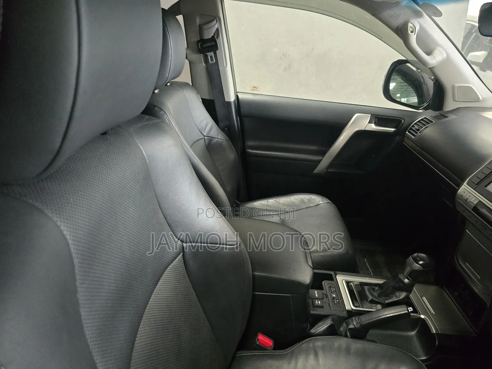 Toyota Land Cruiser Prado 2018 Gold