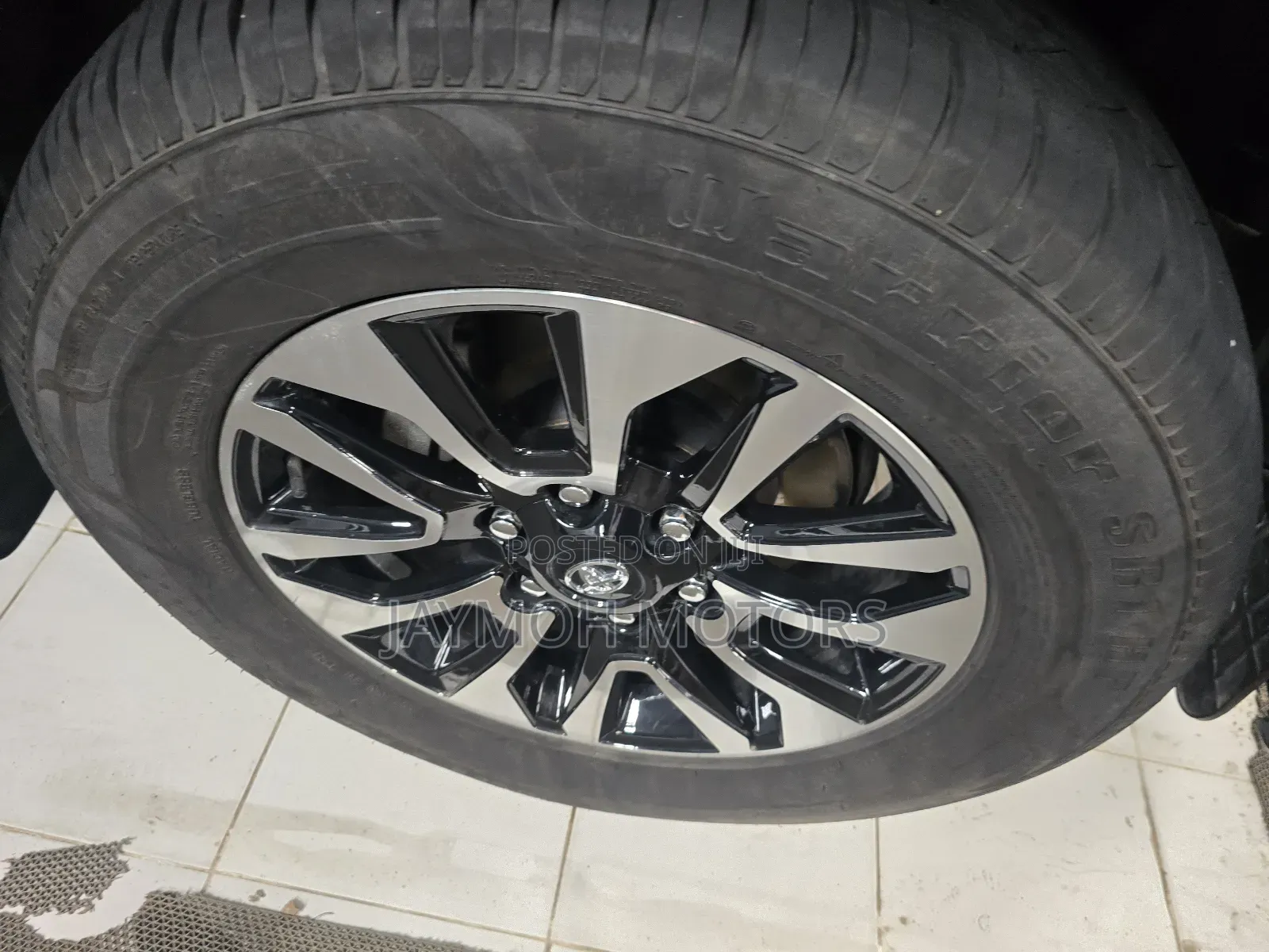 Toyota Land Cruiser Prado 2018 Gold