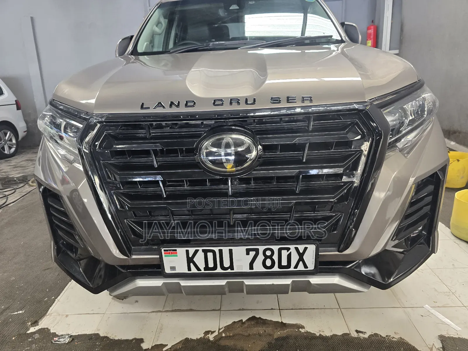Toyota Land Cruiser Prado 2018 Gold
