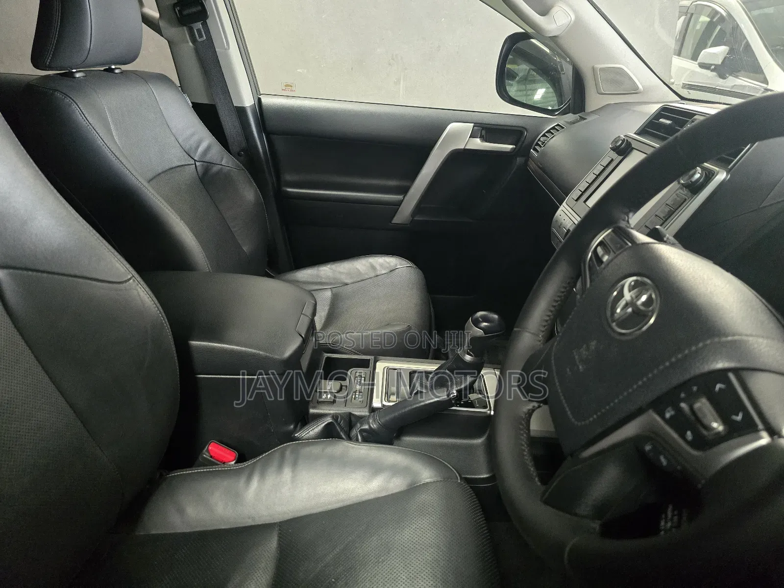 Toyota Land Cruiser Prado 2018 Gold