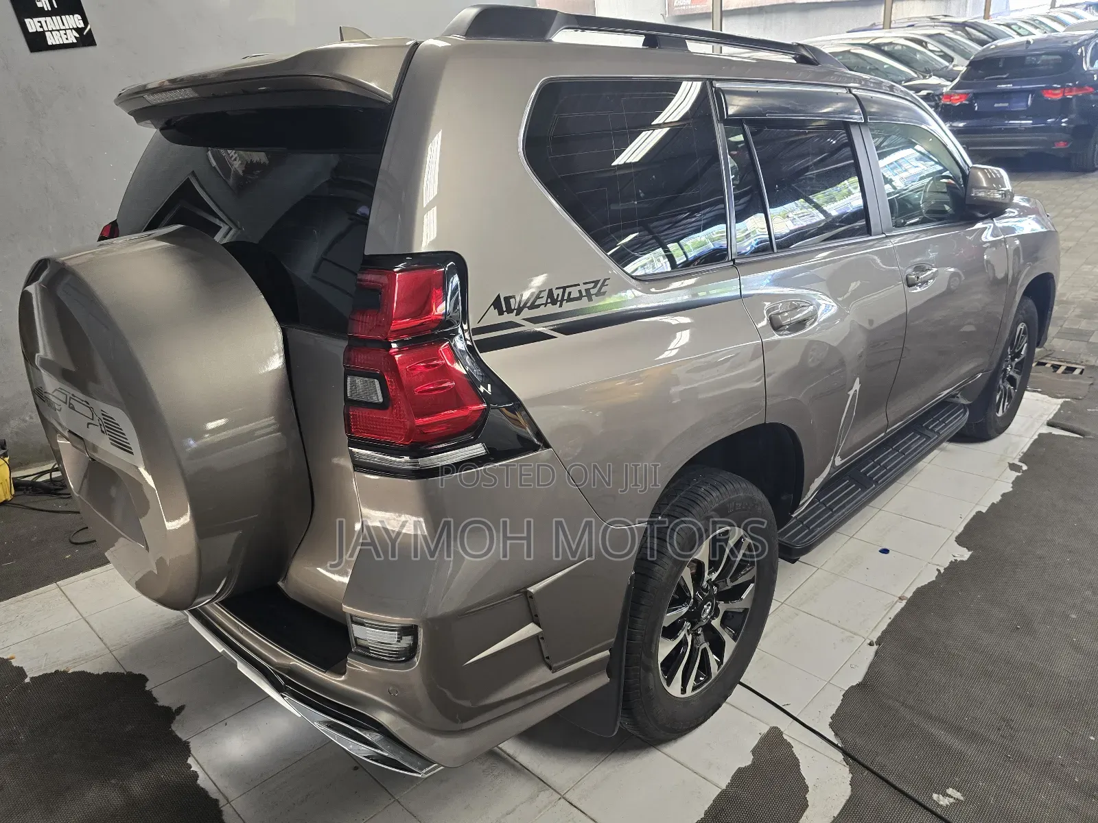 Toyota Land Cruiser Prado 2018 Gold