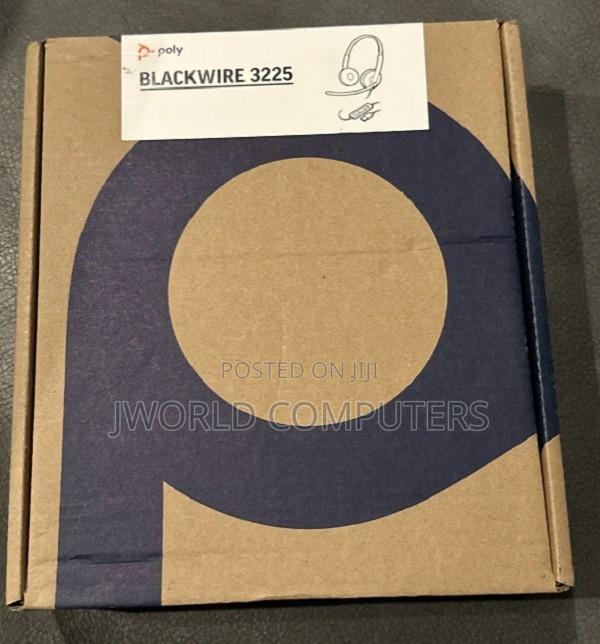 Poly Blackwire 3225 Stereo Usb-C Headset + 3.5mm Plug +Usb-C/A - main view