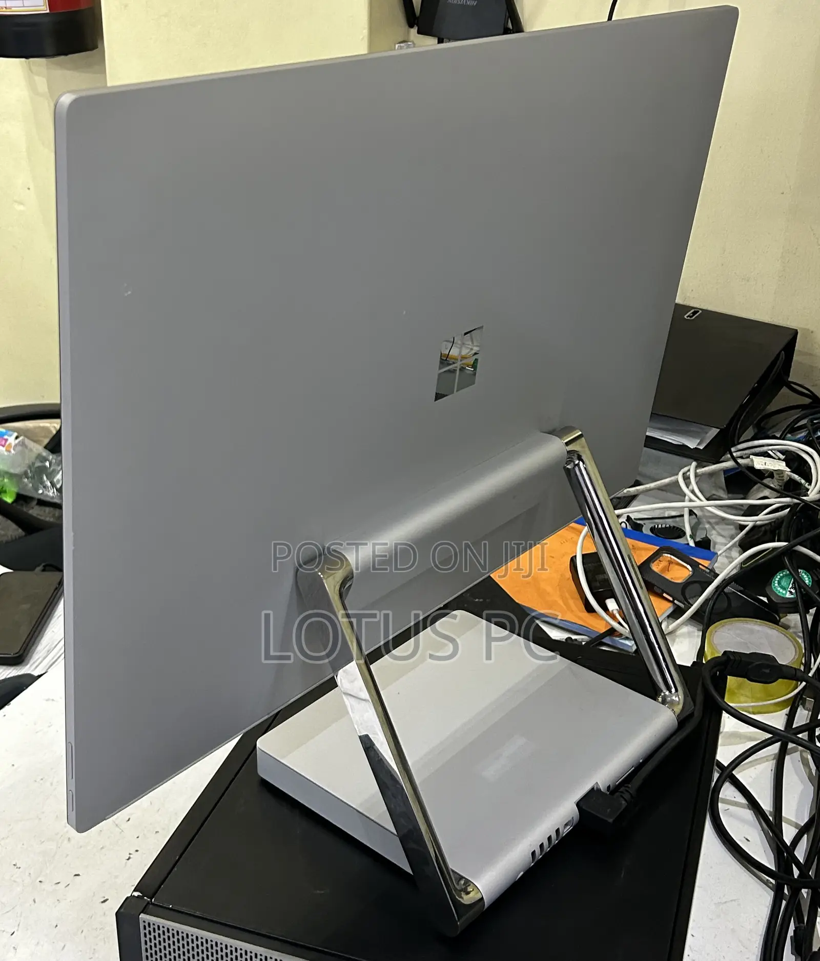 Desktop Computer Microsoft Surface Studio 8GB Intel Core I5 SSD 1T