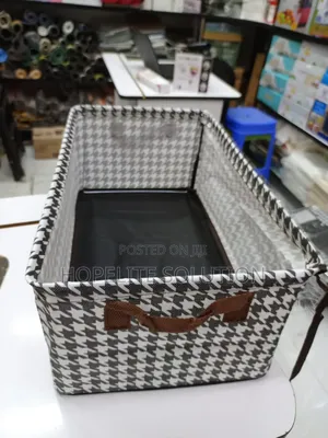 Checked Closet Organizer With Cover