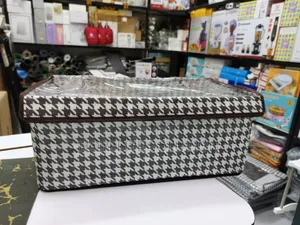 Checked Closet Organizer With Cover