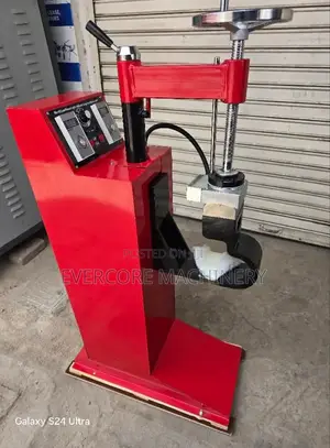 Sunshine Italy Heavy Duty Tyre Vulcanizing Machine Single Phase.