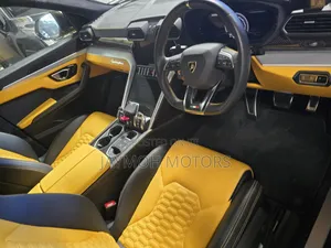 Lamborghini Urus 2022 Yellow