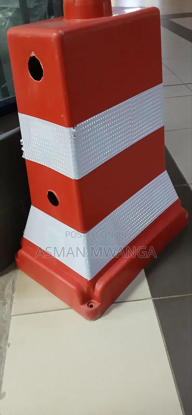 Pvc Isolation Dun 800×400×600mm