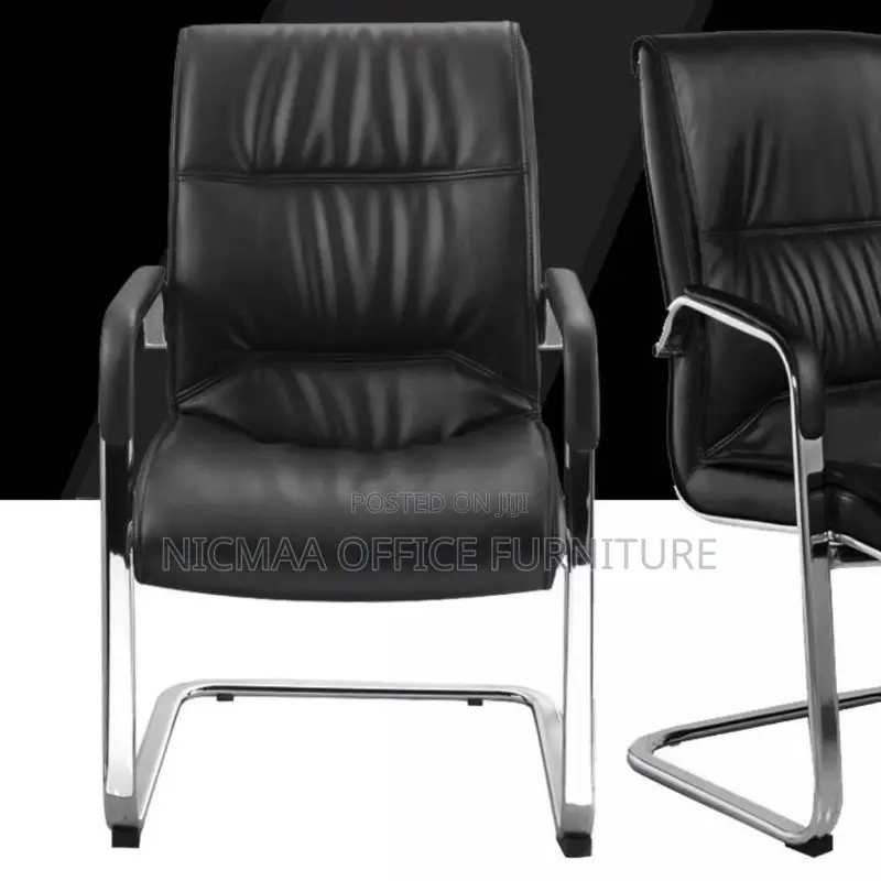 Executive Comfort Meets Timeless Style Seat