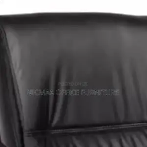 Executive Comfort Meets Timeless Style Seat