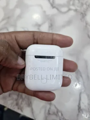 Original Apple Airpods 1, White, Clean as New