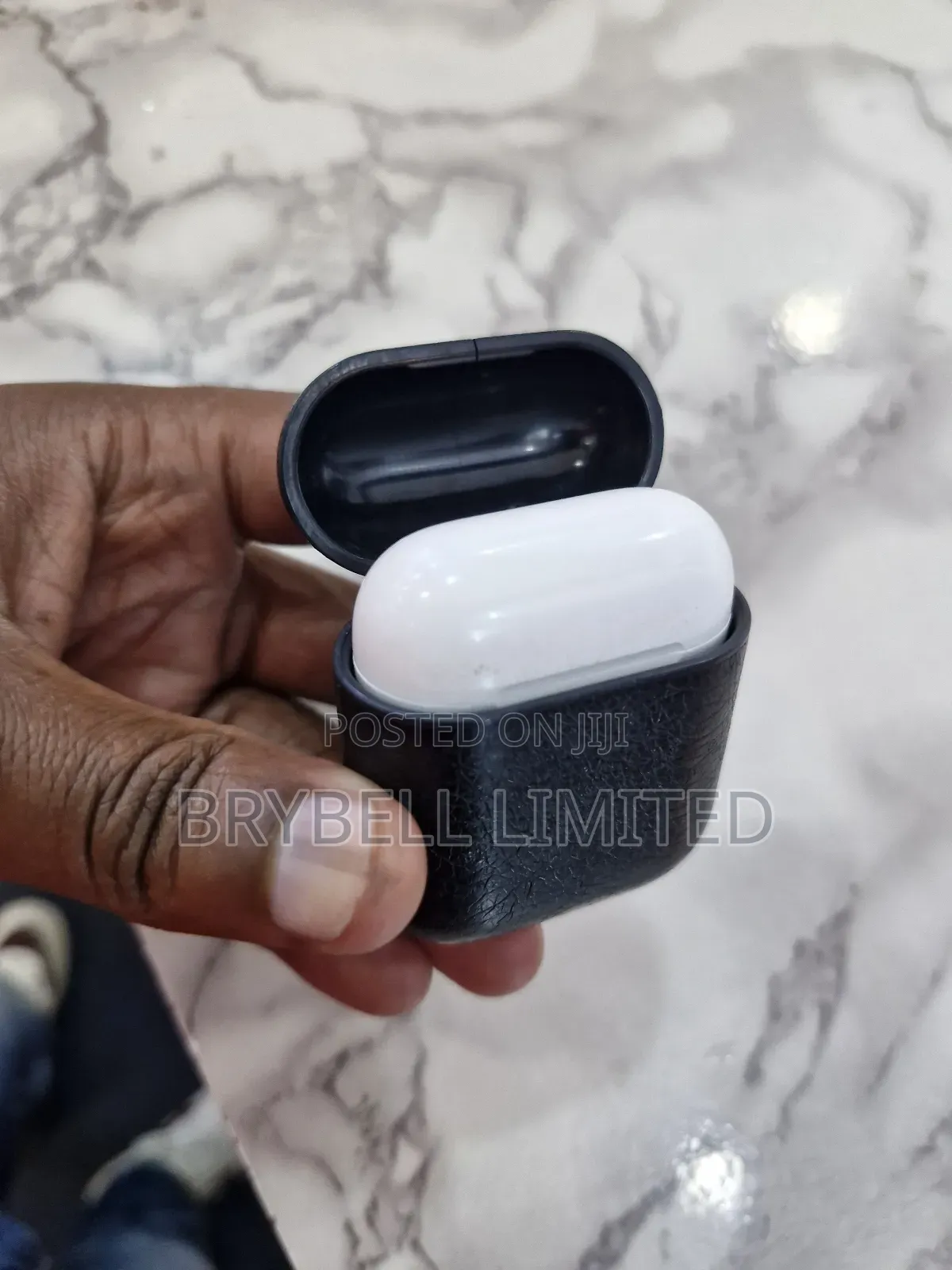 Original Apple Airpods 1, White, Clean as New