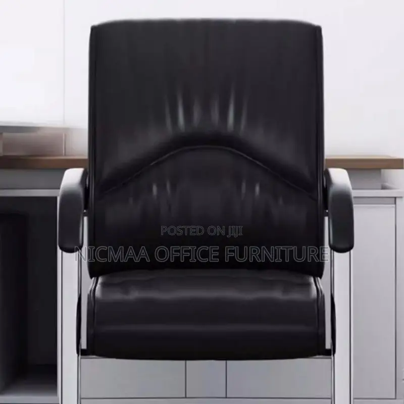 Sleek Comfort Meets Modern Design Cantilever Chair