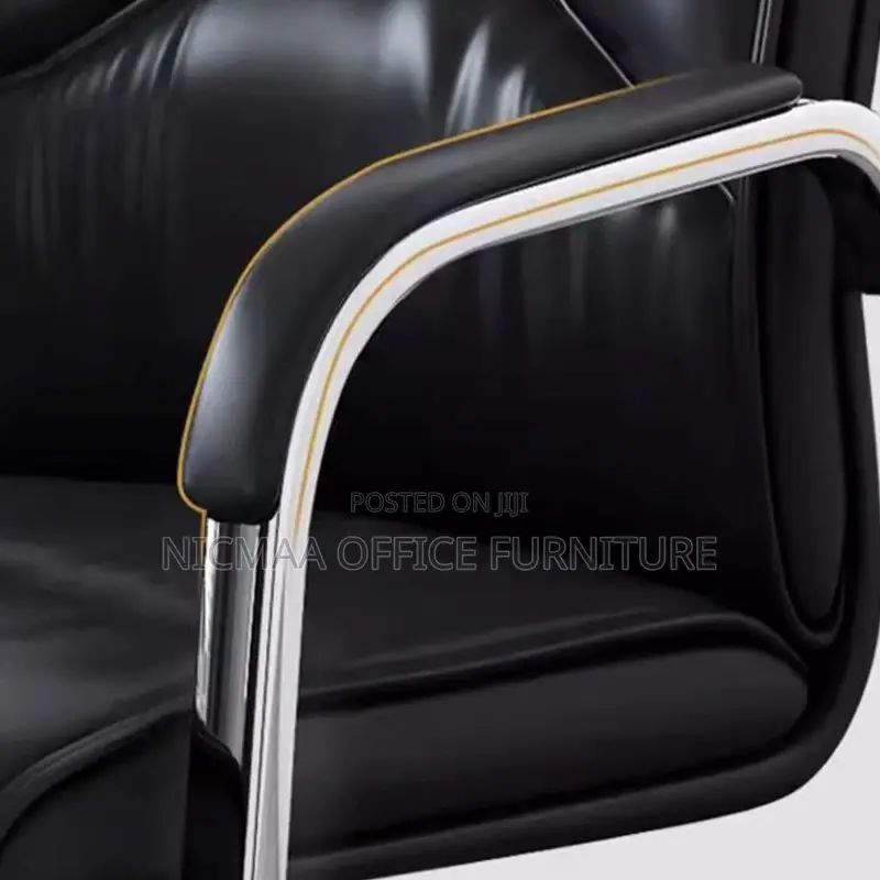 Sleek Comfort Meets Modern Design Cantilever Chair