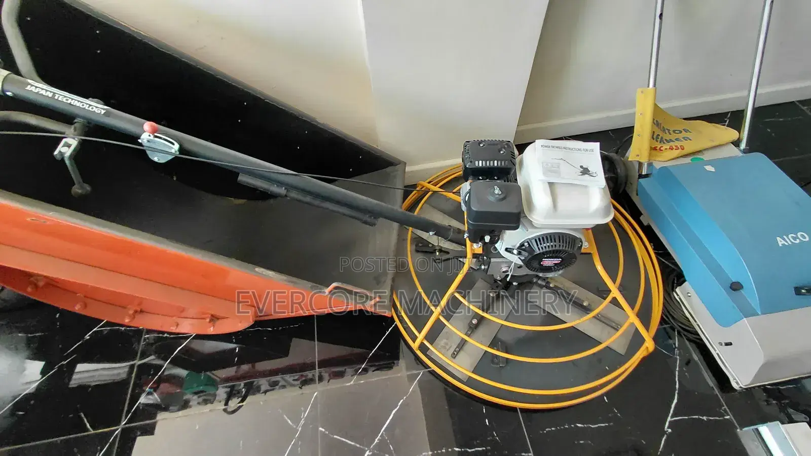 Honda Power Float/Trowel Mschine With Quality Pan.