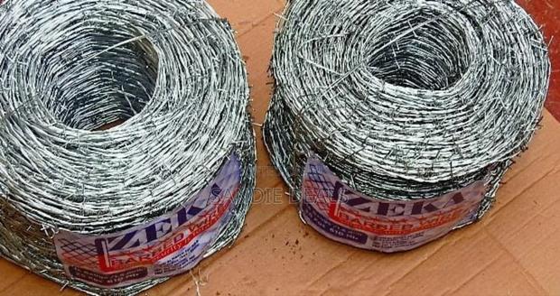 Spiked Barbed Wire - main view