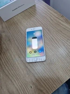 Apple iPhone 8 64 GB White