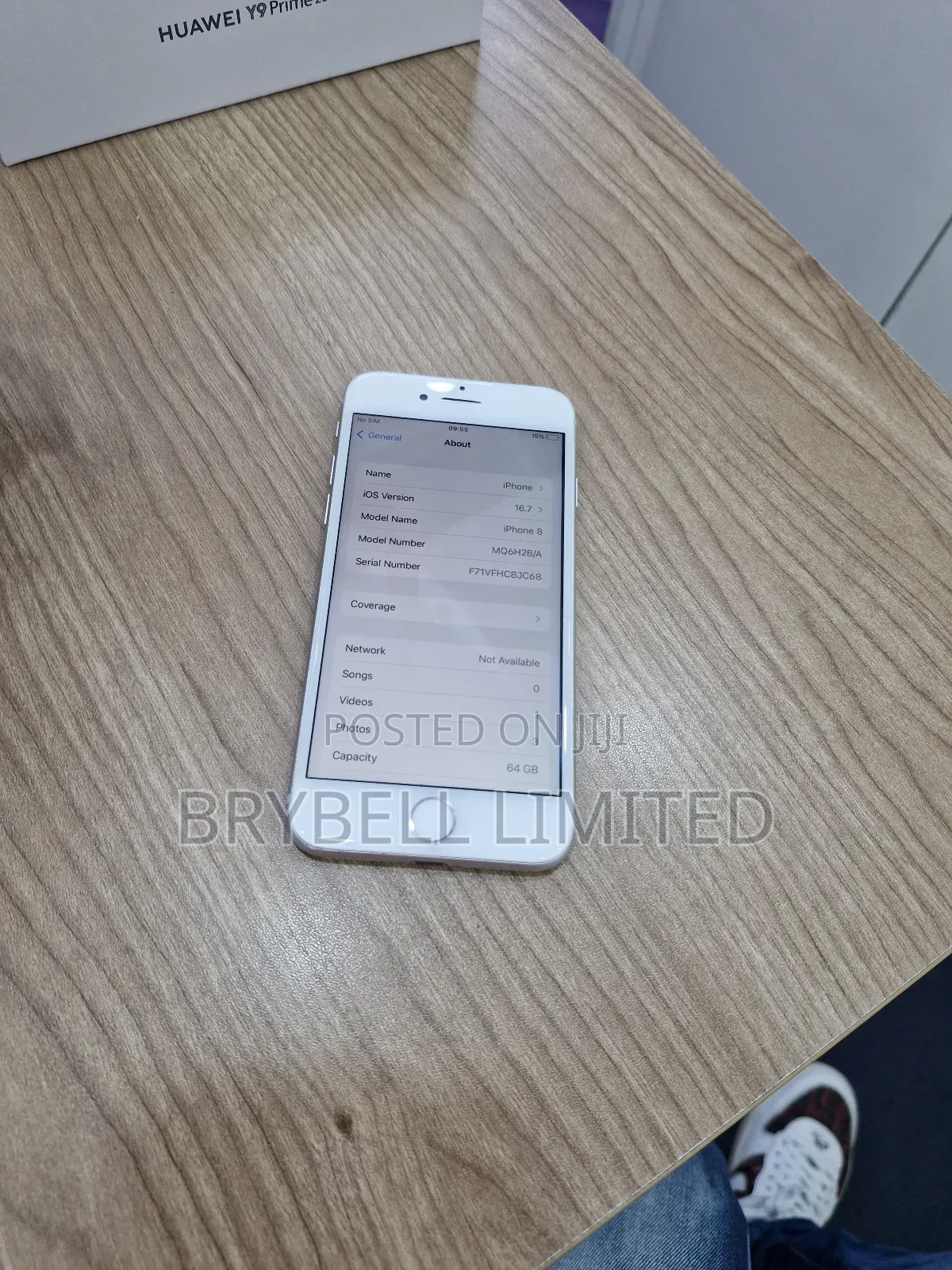 Apple iPhone 8 64 GB White