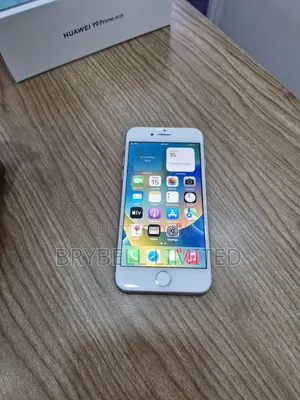 Apple iPhone 8 64 GB White