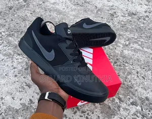 Sb Chron Leather