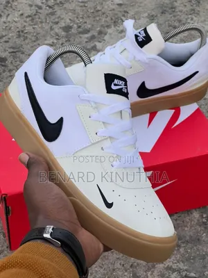 Sb Chron Leather