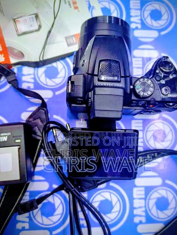 Nikon P500 Coolpix Bridge Camera - thumbnail 4