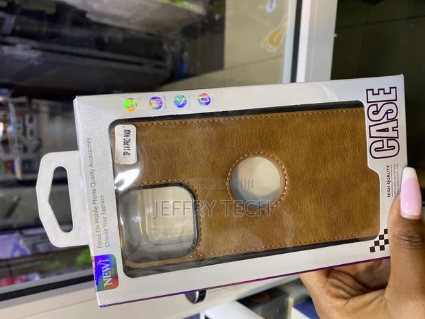 Goger Vegan Leather iPhone 15 Case With Apple Logo Cut - main view